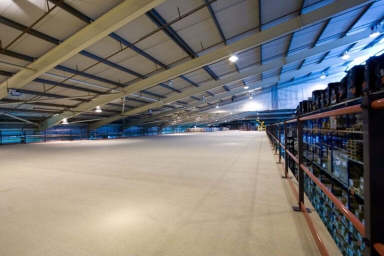 mezzanine floor in warehouse building