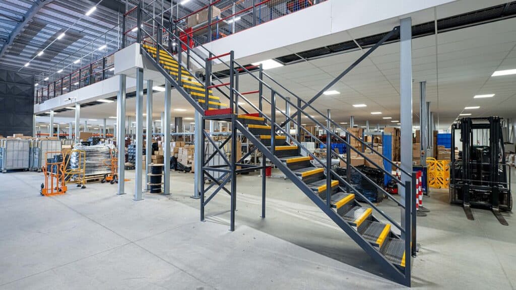 mezzanine floor in warehouse
